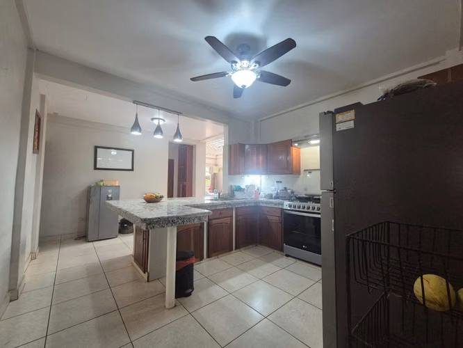MF Se vende hermosa propiedad en residencial en Cedro Galán - Imagen 3