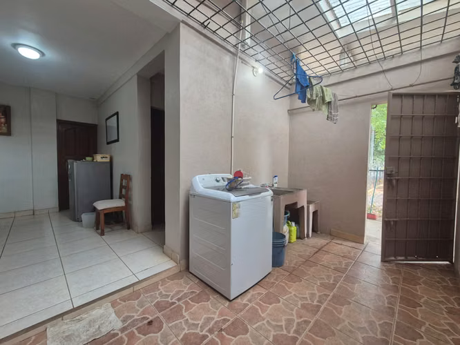 MF Se vende hermosa propiedad en residencial en Cedro Galán - Imagen 10
