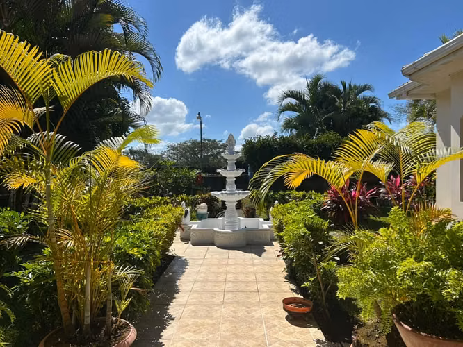  Espectacular Residencia en Venta | San Marcos, Carazo USD 290,000 DÓLARES |   