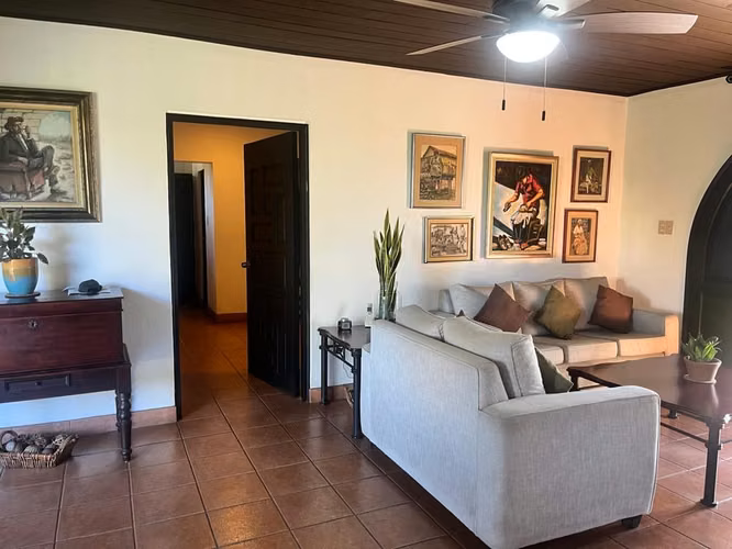 ZC-SE VENDE EN LEON