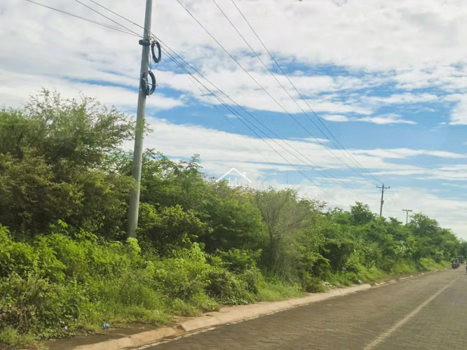 LL - Se Venden Terrenos en Tipitapa en Zona Céntrica - Imagen 13