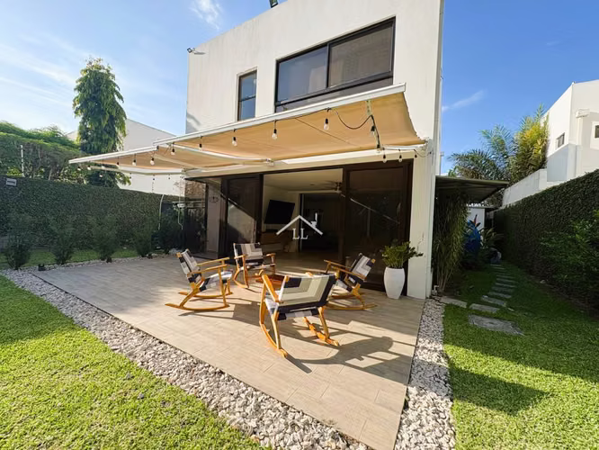 LL - Se Vende Moderna Casa en Condominio en Santo Domingo - Imagen 8