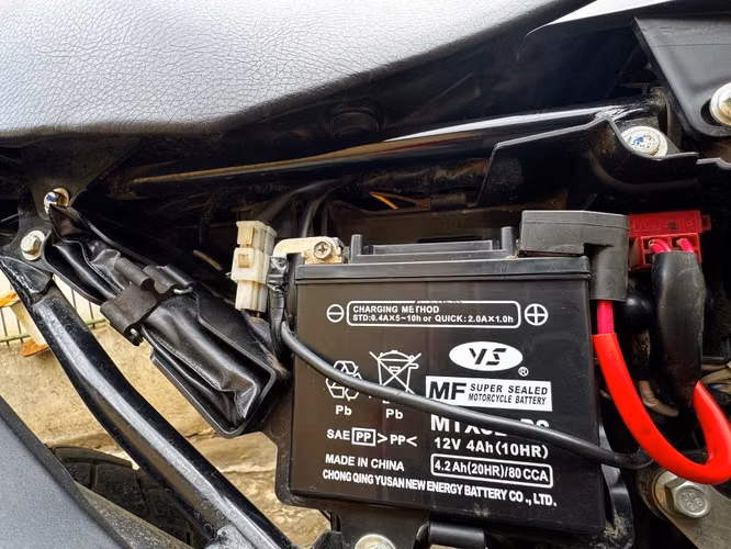 Yamaha XTZ 150 Blanca – Excelente estado | Mantenimientos en Agencia - Imagen 4