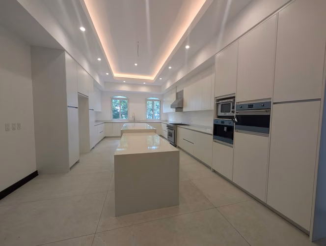 Elegante casa en exclusivo recidencial