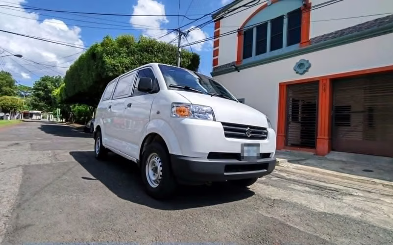 SUZUKI APV PANEL AÑO 2024