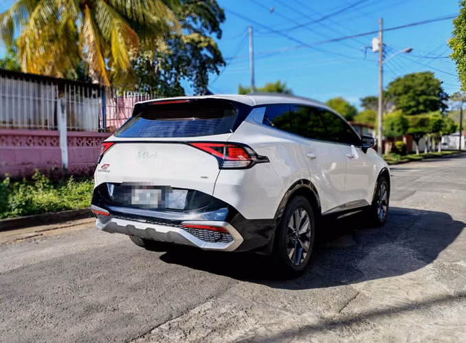 KIA SPORTAGE 4X AUTOMATICA AÑO 2025