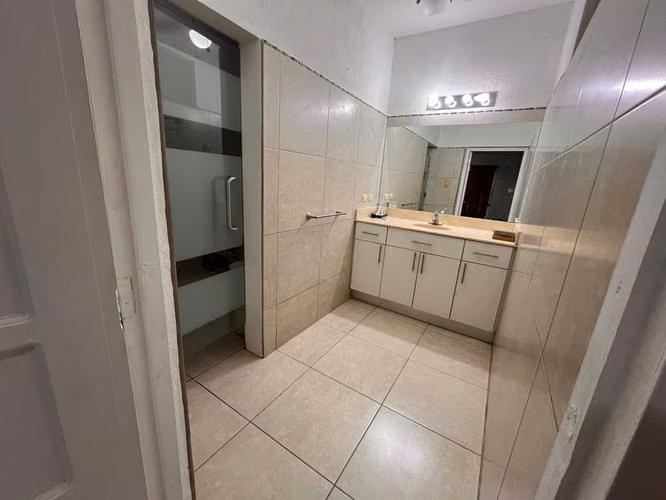 FPX- **Casa de dos plantas en venta – Km 45 Carretera Granada–Masaya** - Imagen 11