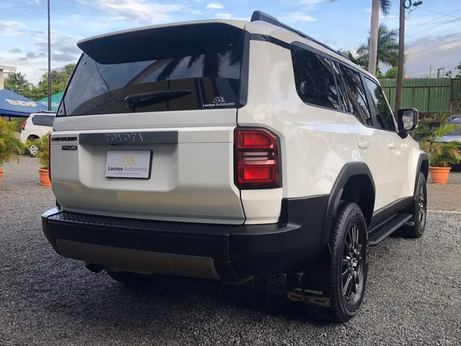 Toyota Prado 2025