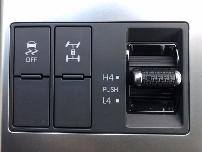 Toyota Prado 2025
