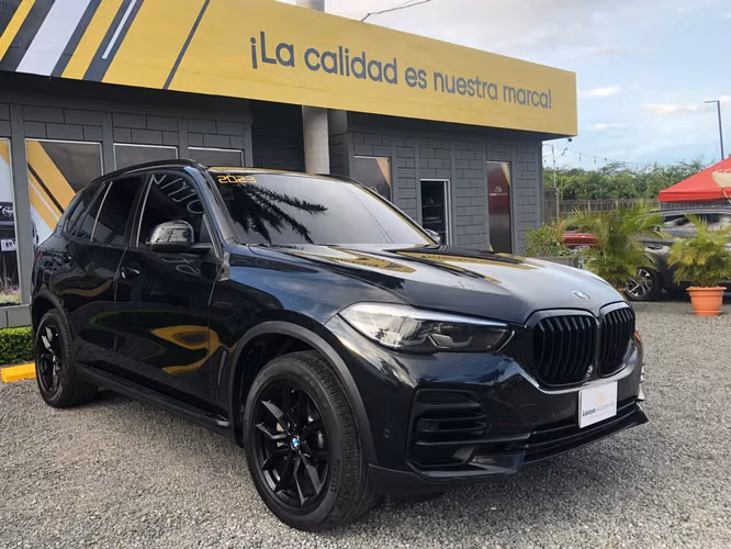BMW X5 2023