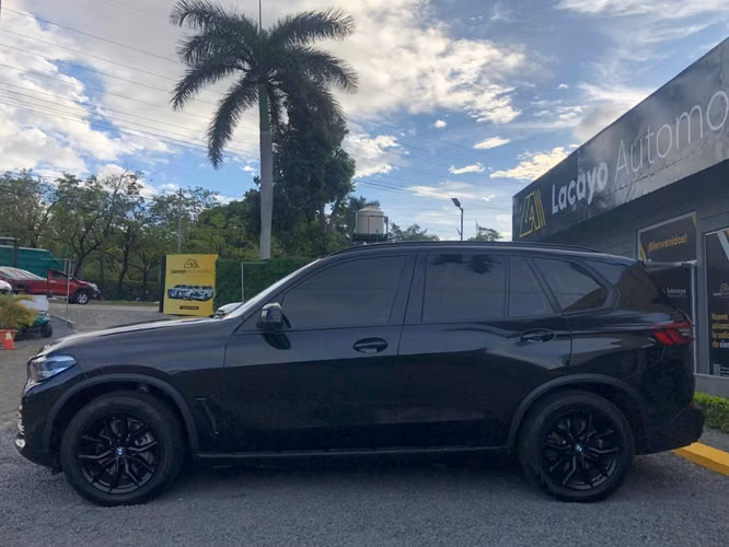 BMW X5 2023