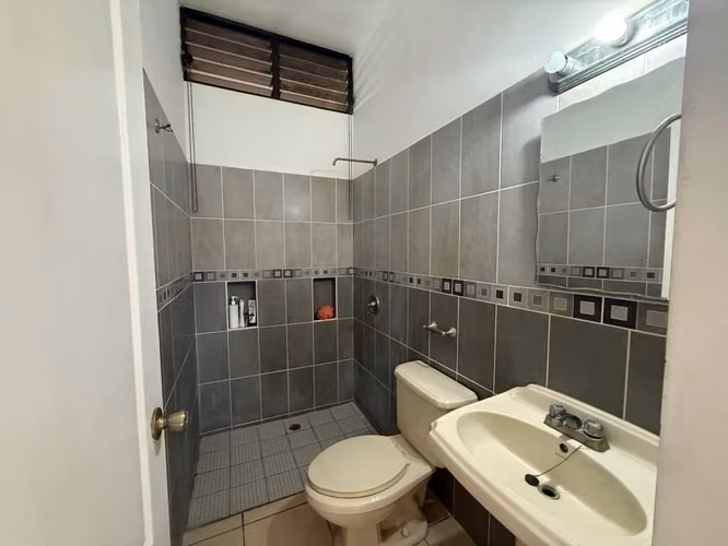 Se vende casa en Las Colinas, Managua!! - Imagen 2