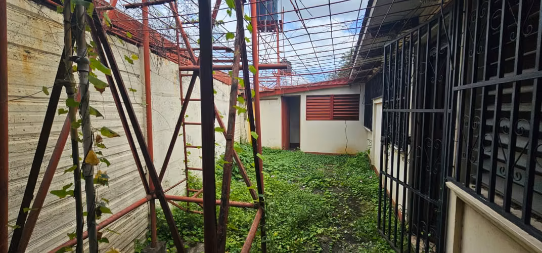 KC-Casa Comercial en Venta en Barrio Edgard Lang, Managua