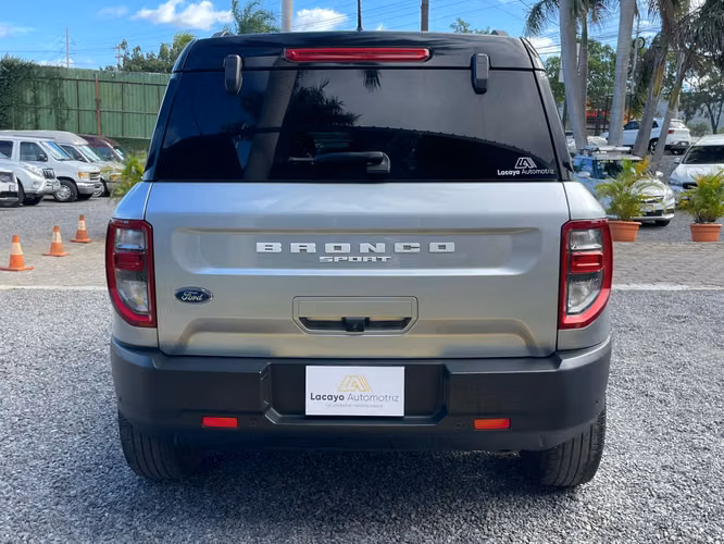 Ford Bronco 2021