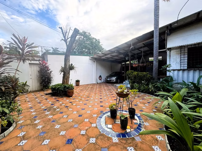 Venta de casa en Bolonia