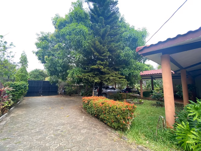 Venta de casa en Carretera Vieja a Leon