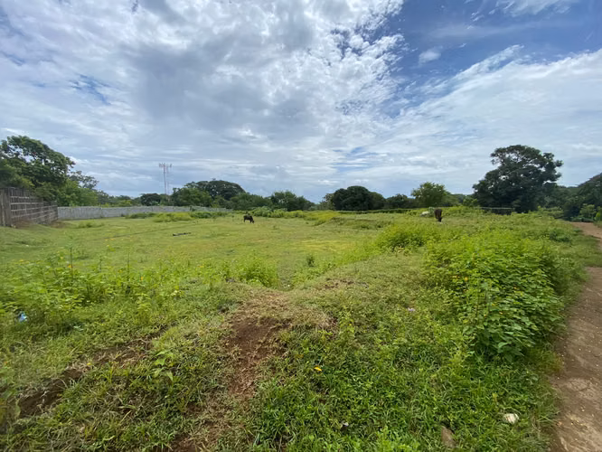 Venta de Terreno en Las Cumbres
