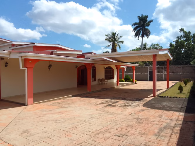 House for sale on the Masaya Highway