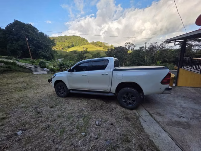Linda Hilux - Imagen 4
