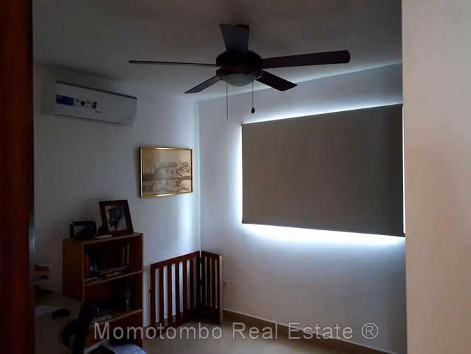 ¡Vive con lujo y seguridad en Las Colinas!
