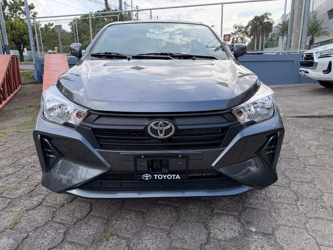 Toyota AGYA 2026 NUEVO DE PAQUETE
