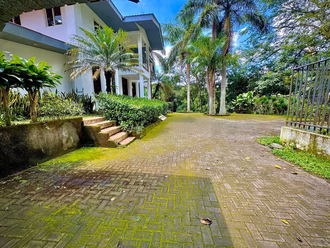 Hermosa Casa en Alquiler en Intermezzo del Bosque