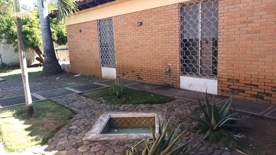 Amplio Local en Renta en Bolonia - Imagen 10