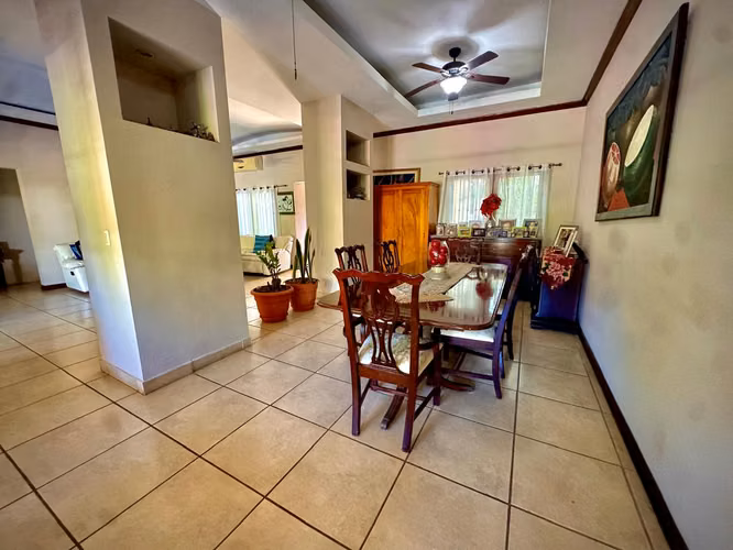 Preciosa Casa en Venta en Santo Domingo