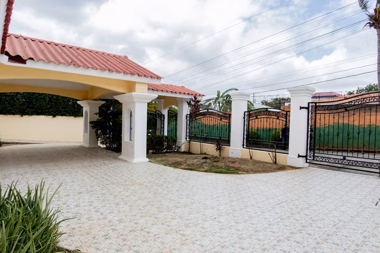 Vendo casa en Las Cubres