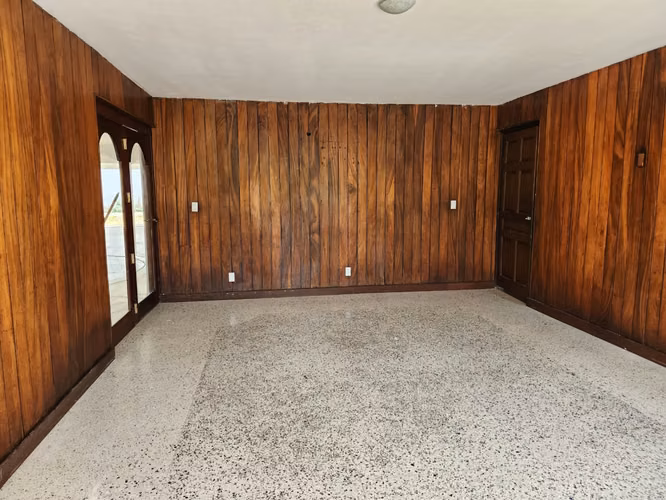 Venta de casa en Los Robles