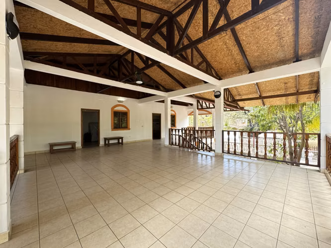 Venta de Casa en Playa Quizalá
