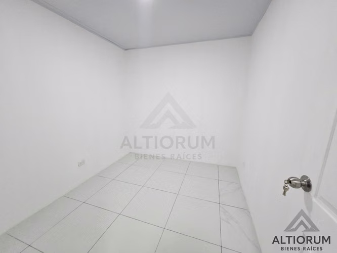 OFICINAS/ESPACIO COMERCIAL EN RENTA | LAS COLINAS
