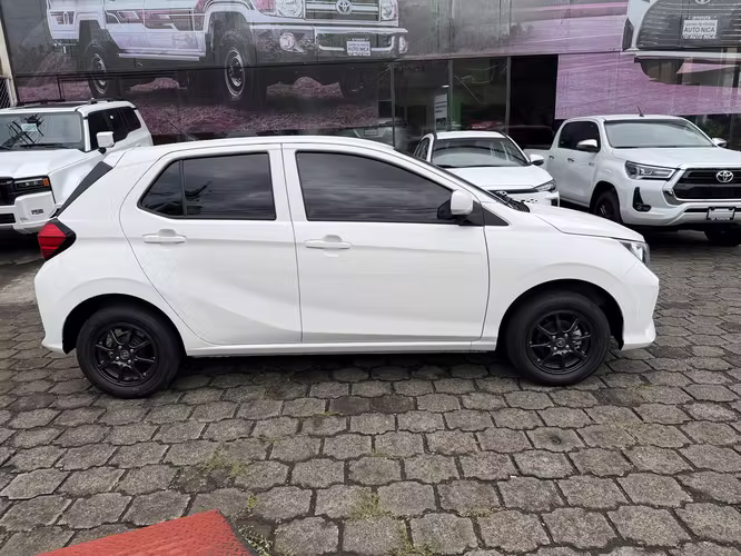 Nuevo Toyota AGYA Mecanico - Imagen 8