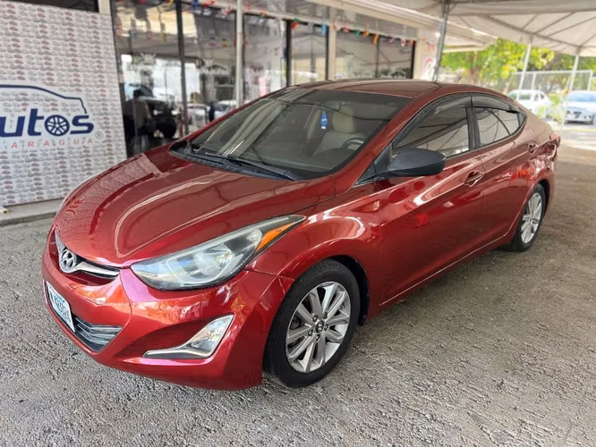 Hyundai Elantra año 2016