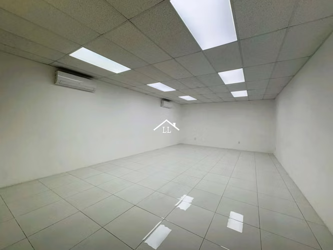 LL - Se Renta Modulo de 400 m² en Villa Fontana