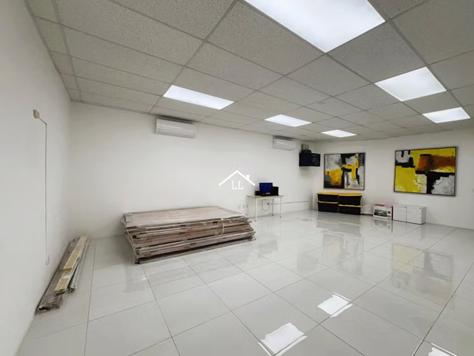 LL - Se Renta Modulo de 400 m² en Villa Fontana