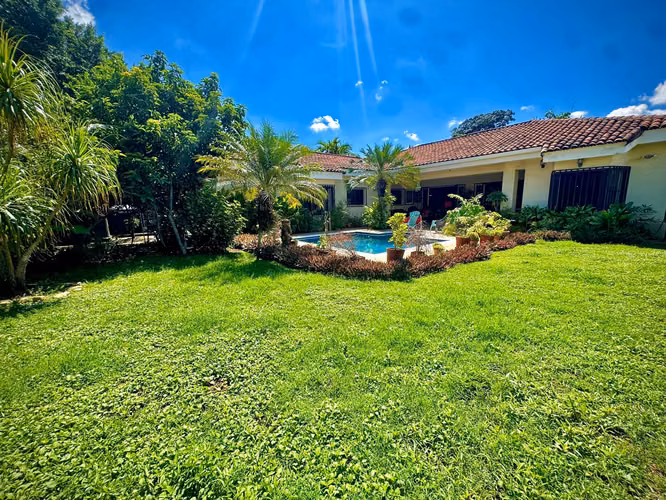 Venta de Casa en Santo Domingo - Imagen 10