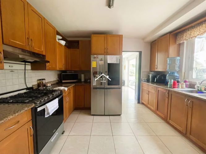 LL - Se Vende Casa en Condominio en Las Colinas - Imagen 13