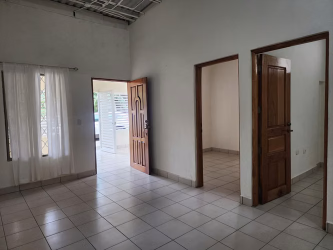 ¡EXCELENTE OPORTUNIDAD! CASA DE 3 HABITACIONES EN ANEXO MIGUEL GUTIERREZ - Imagen 7