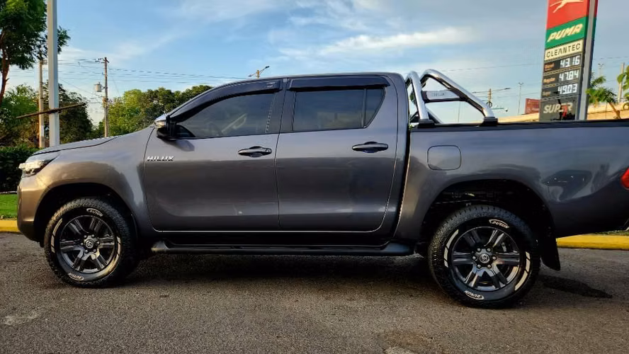 Hilux SR 2023 Automatica - Imagen 5