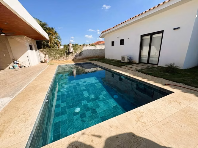 Exclusiva Casa de Lujo en Venta | Condominio en Las Colinas - Imagen 5