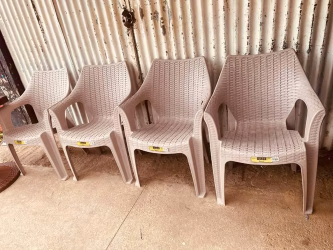 Se venden sillas comodas para salas - Imagen 3