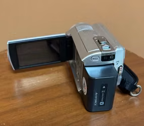 Venta cámara Sony HandyCam DCR-SR68
