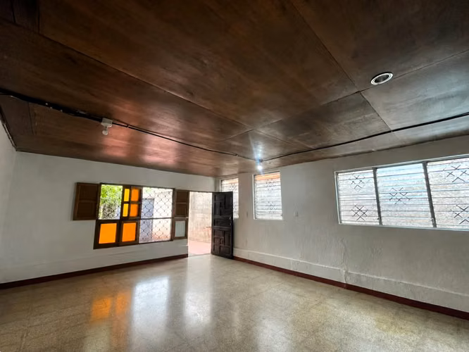KC - Property in rent in Ciudad Jardín