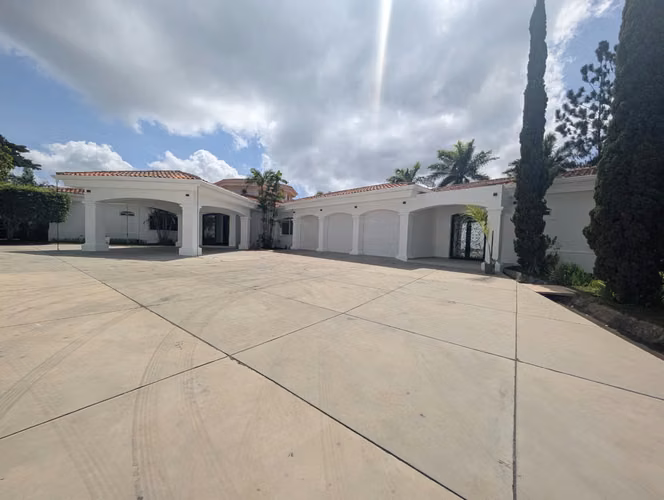 Venta de Casa en Villa Fontana Sur