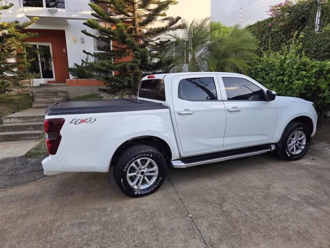 ISUZU DMAX 2024 - AUTOMATICA