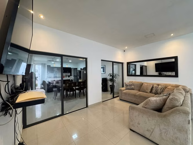 Vendo casa en Km 15.6 C. Masaya. LR - Imagen 4