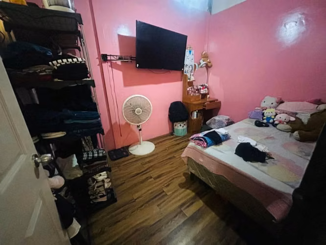  Venta de propiedad ideal para vivienda o comercio, ubicada en zona comercial.