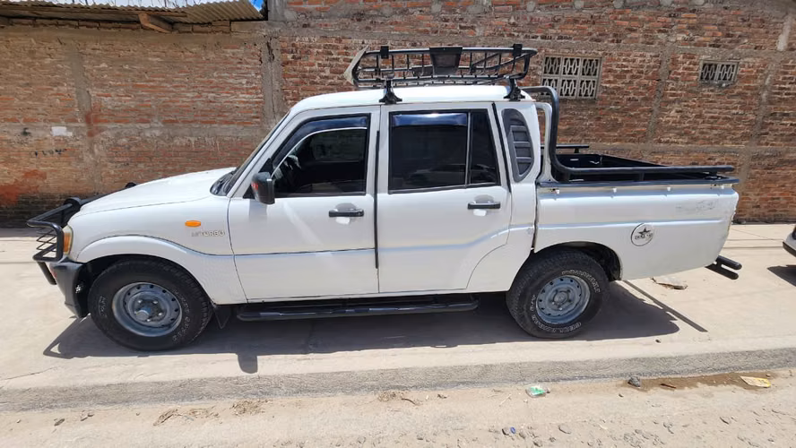 MAHINDRA 2012