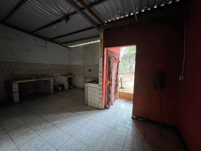 FPX_  **Propiedad comercial en venta – El Bosque Iván Montenegro** $85,000